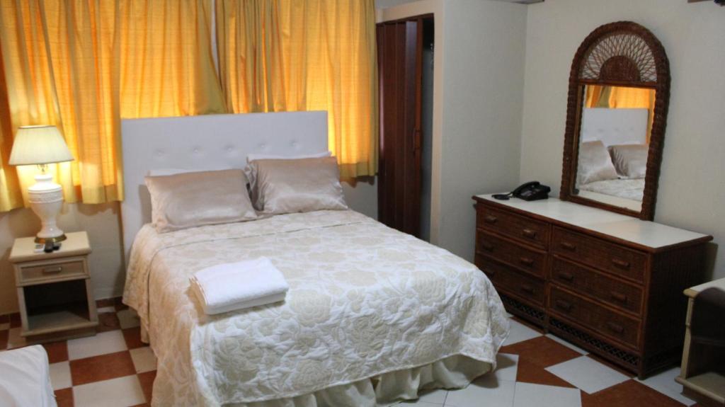Hostal Plaza Yu Santo Domingo Exterior foto